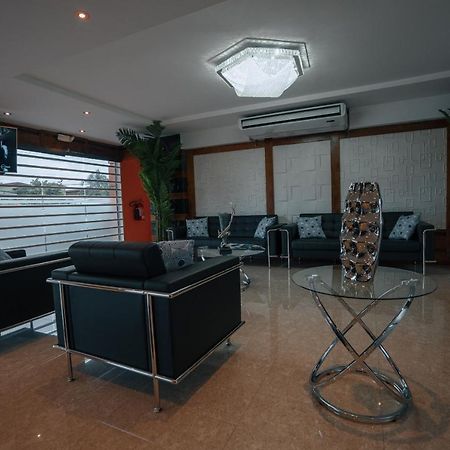 Piarco Runway Hotel מראה חיצוני תמונה