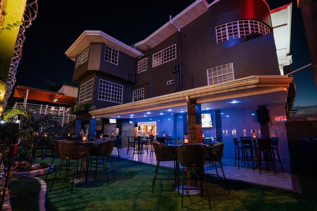 Piarco Runway Hotel מראה חיצוני תמונה