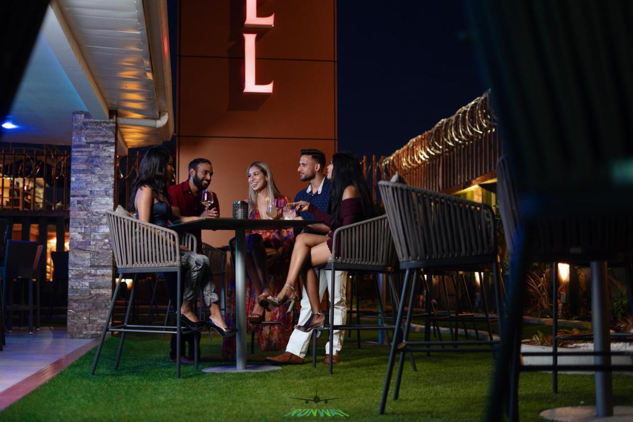 Piarco Runway Hotel מראה חיצוני תמונה