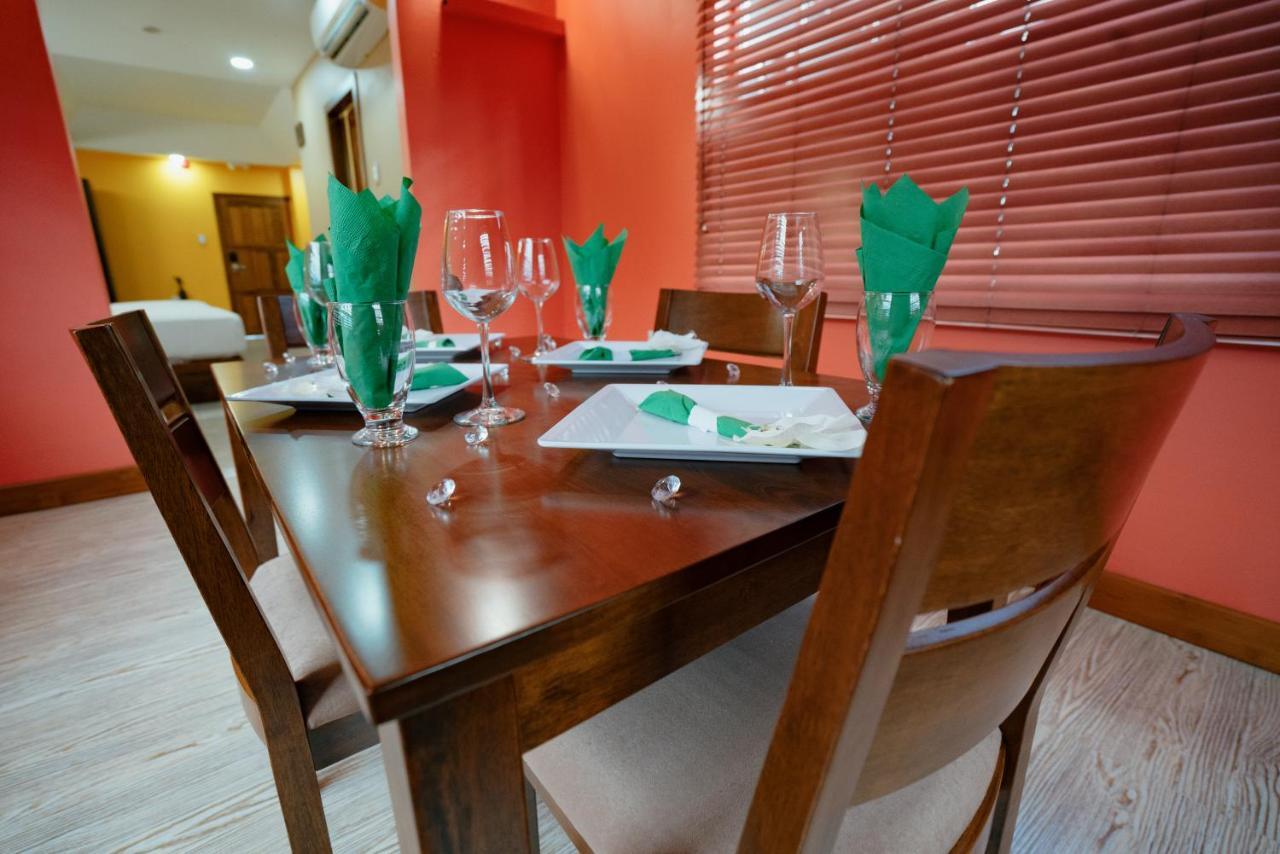 Piarco Runway Hotel מראה חיצוני תמונה