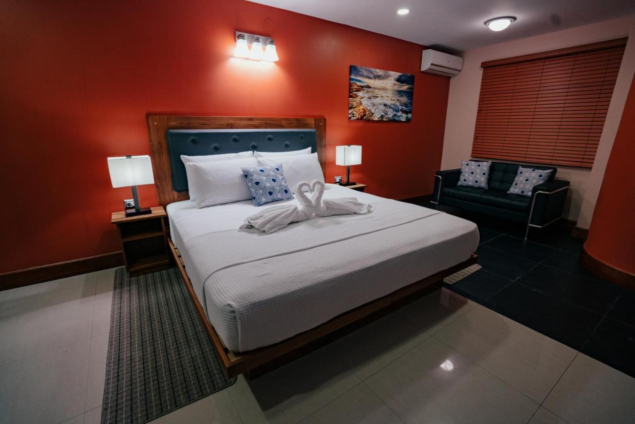 Piarco Runway Hotel מראה חיצוני תמונה