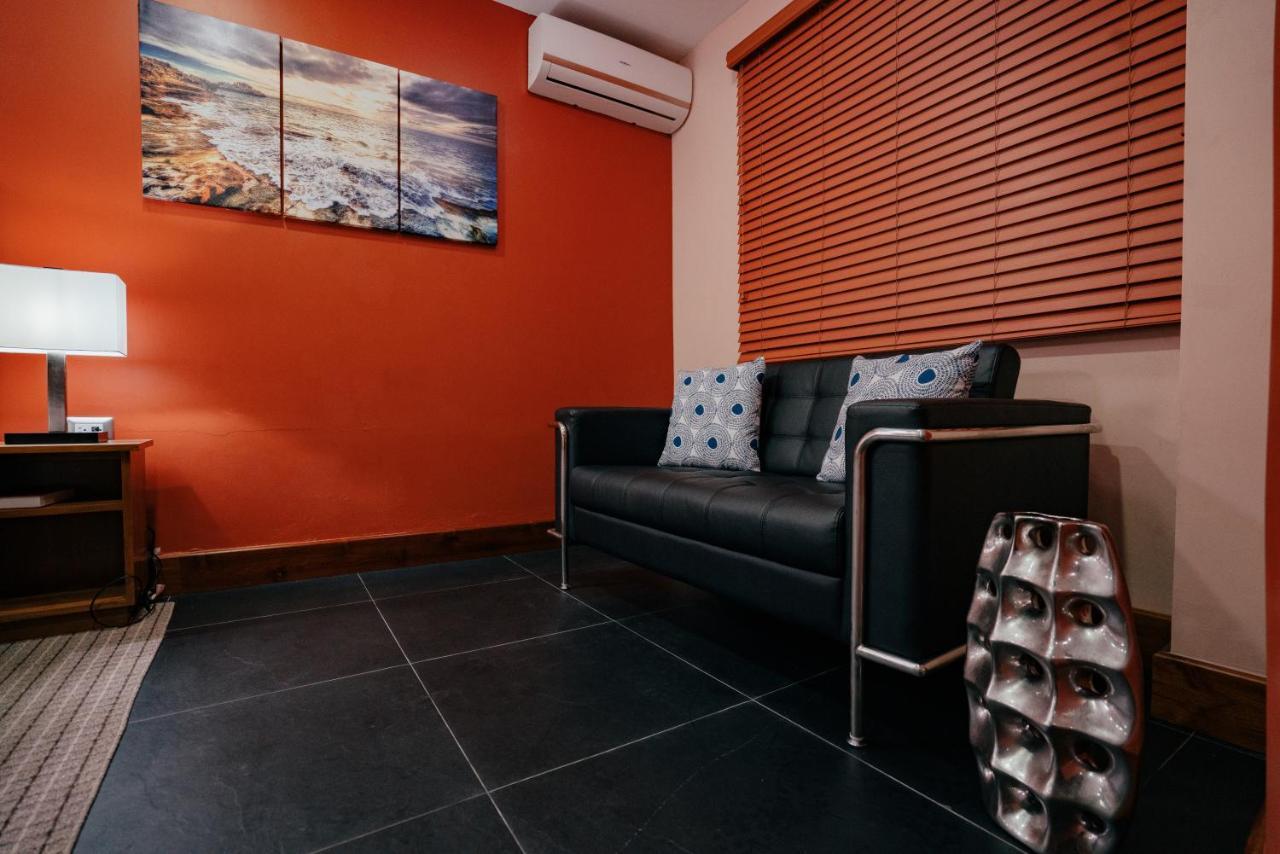 Piarco Runway Hotel מראה חיצוני תמונה